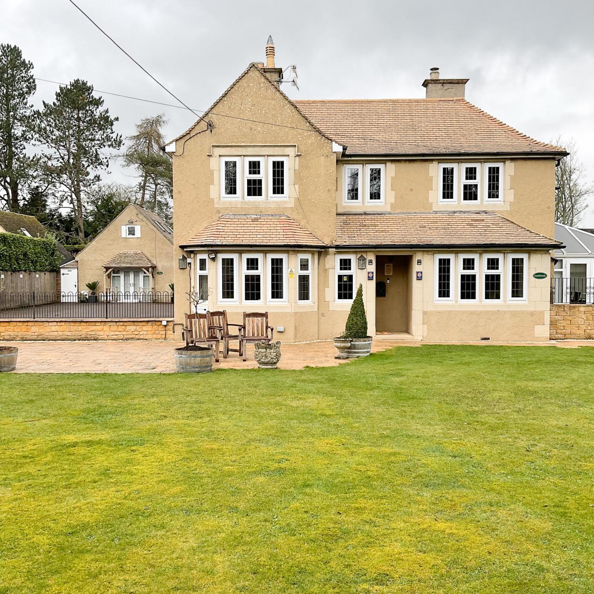 Southlands B&B Bourton-on-the-Water Exterior photo