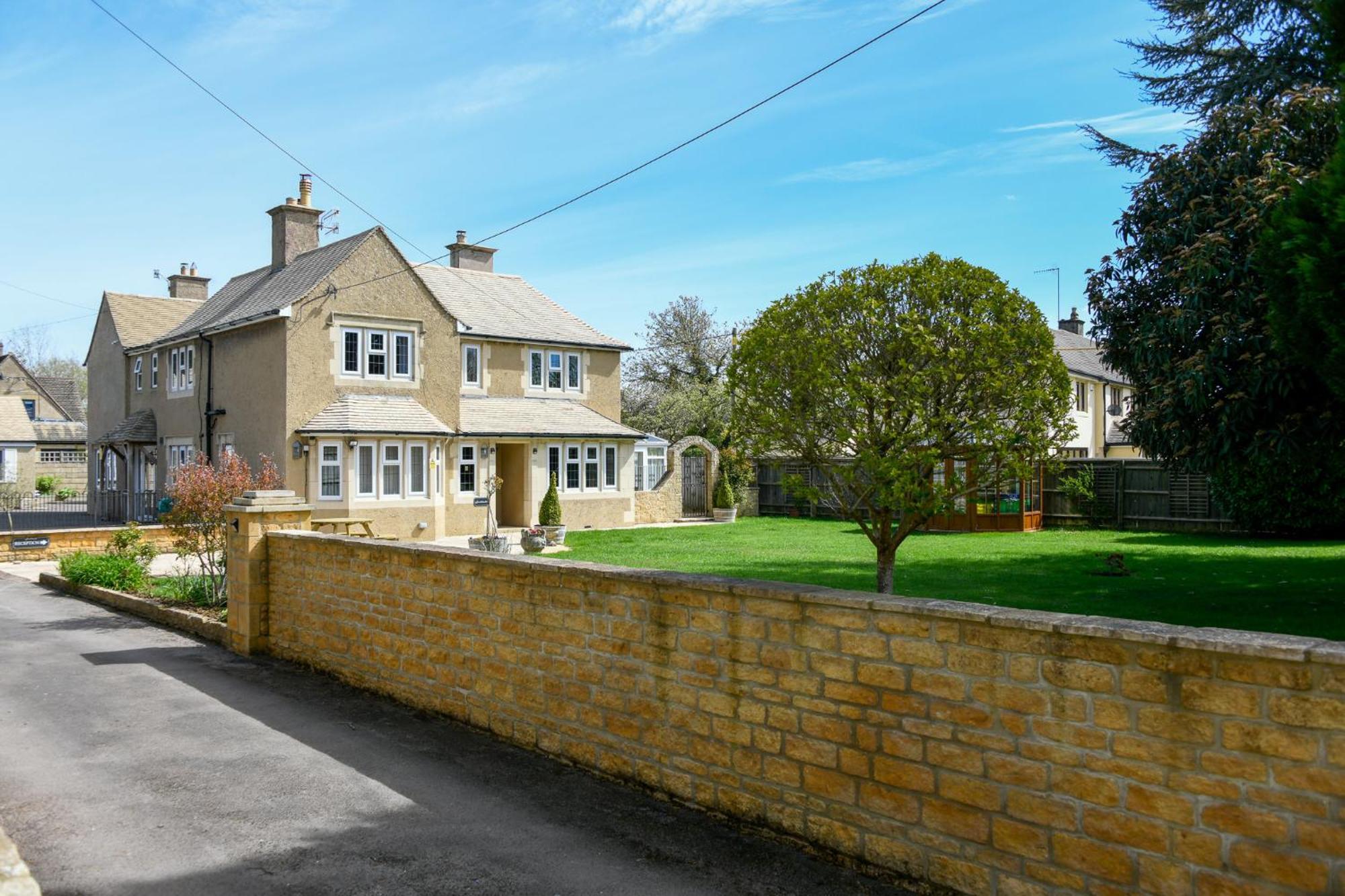 Southlands B&B Bourton-on-the-Water Exterior photo